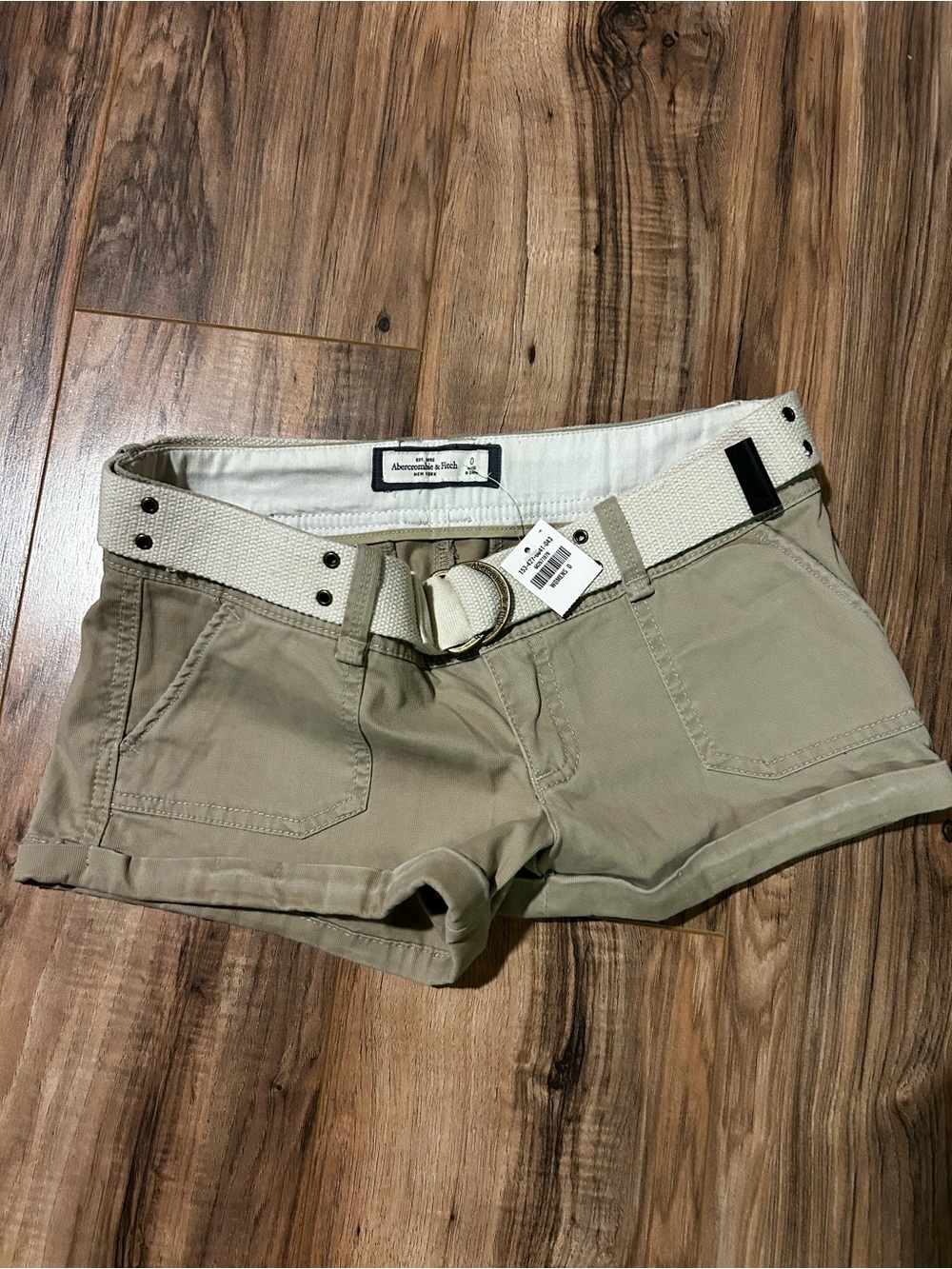 Abercrombie & Fitch Women's Khaki Roll-Cuff Shorts with Belt